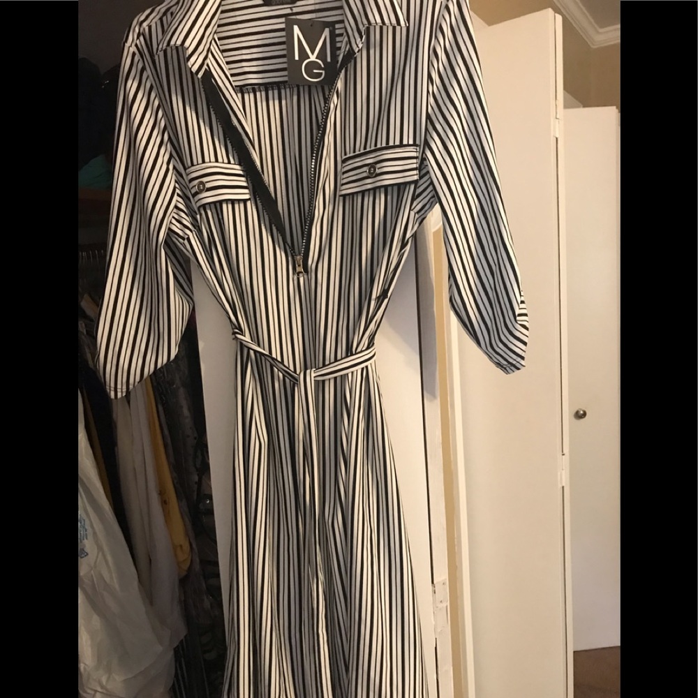 Striped never worn - Picture 2 of 2